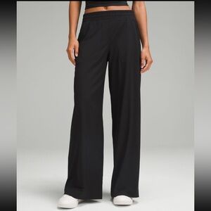 Lululemon Swift Wide-Leg Mid-Rise Pant | Black